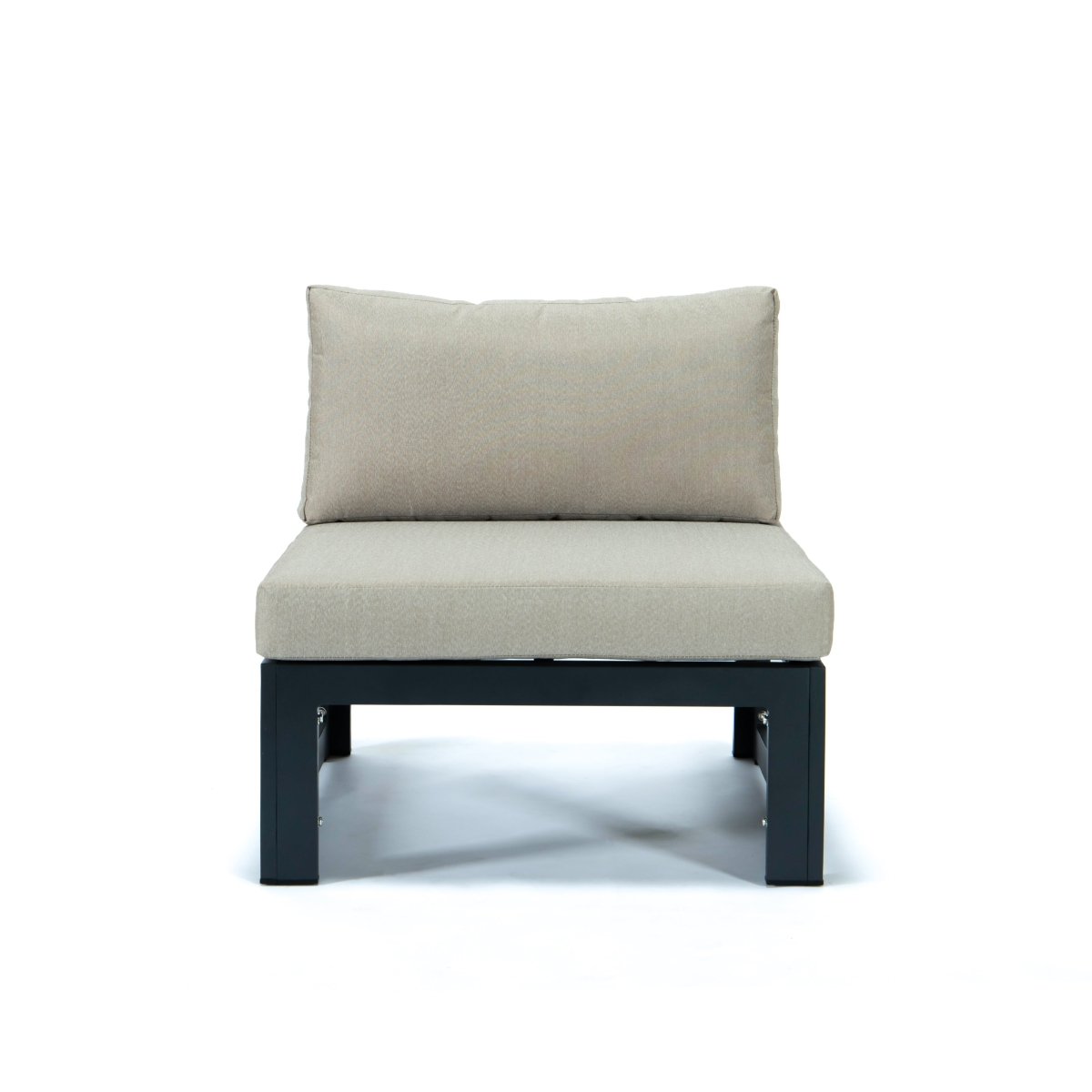 Leisuremod Chelsea 4-Piece Middle Patio Chairs Black Aluminum With Cushions