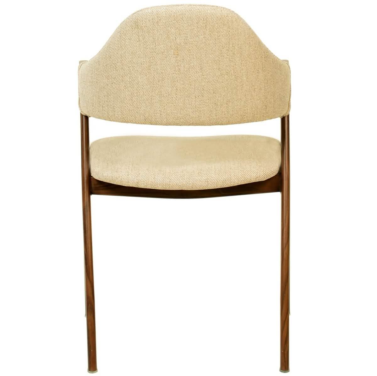 Savor Dining Chair in Polyester with Curved and Open-Back Design in Brown Dining Chair Leisuremod