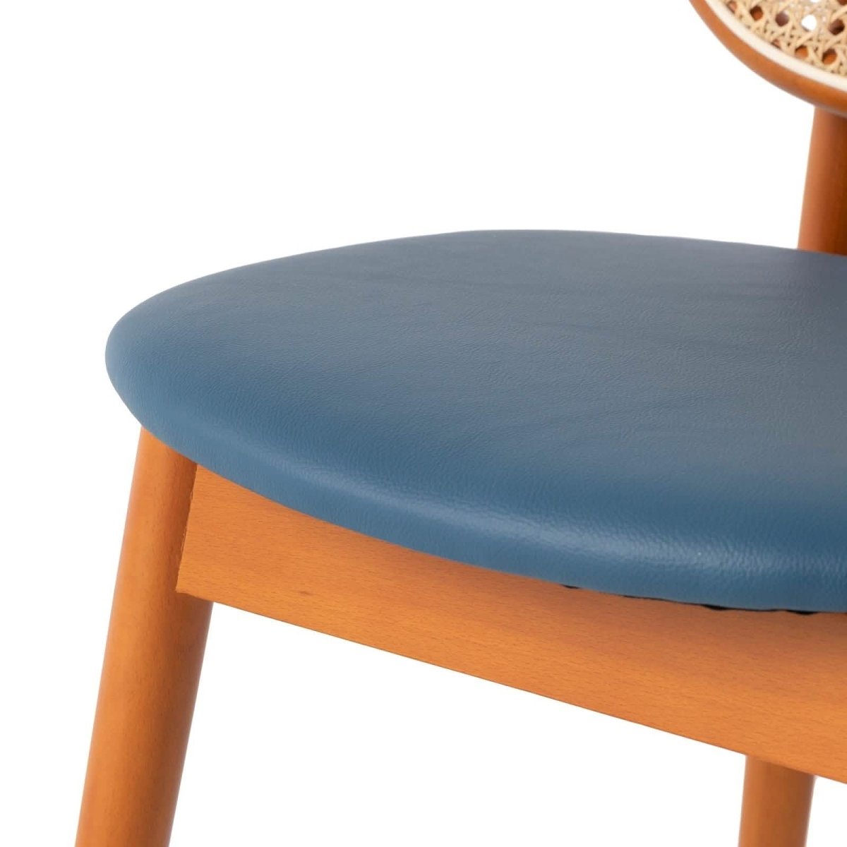 Leisuremod Dining Chair Holbeck Wicker Dining Chair with Upholstered Leather Seat and Beech Wood Legs