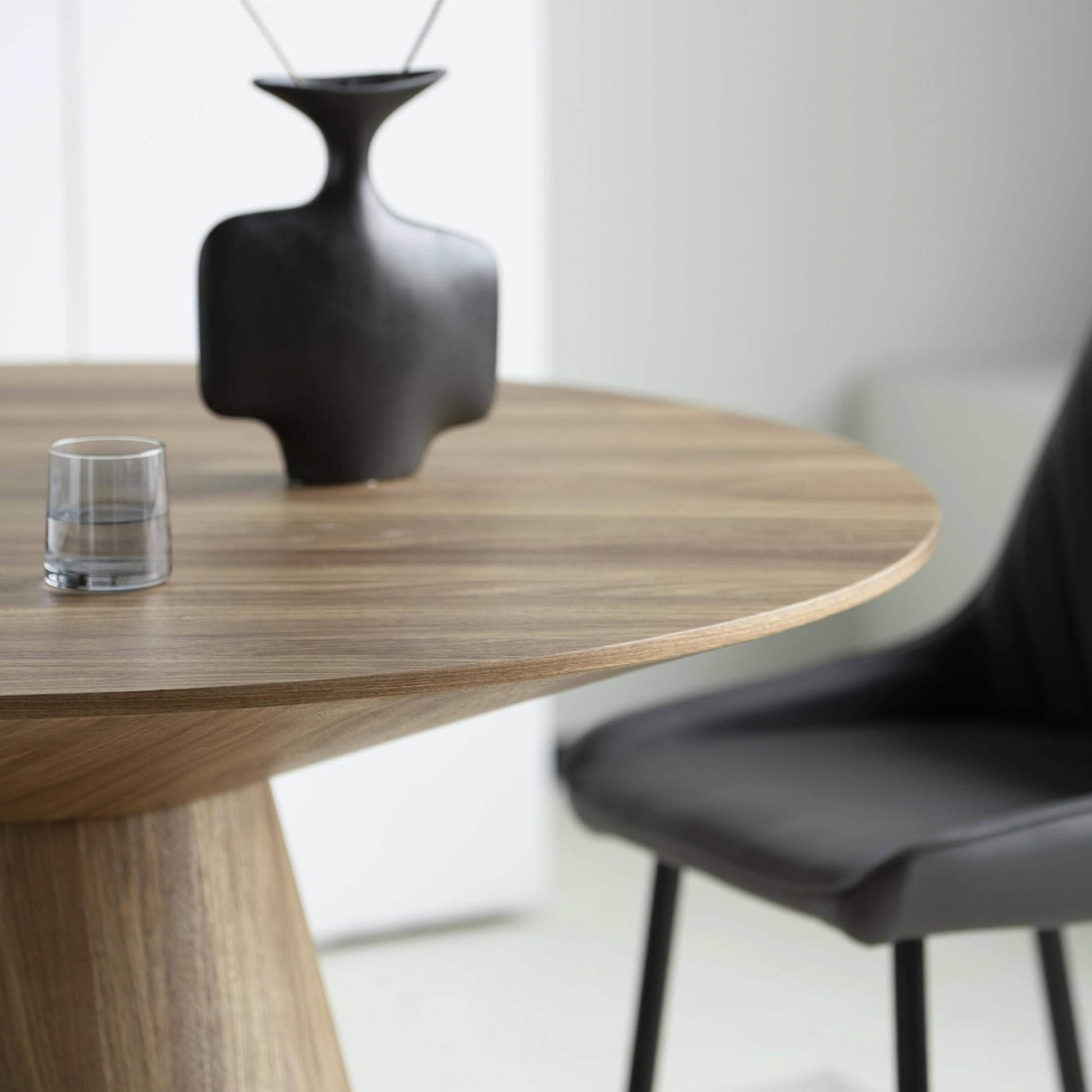 Fynix 47” Round Dining Table with Ash Wood Veneer Top and Pedestal Base Natural Wood Dining Table Leisuremod