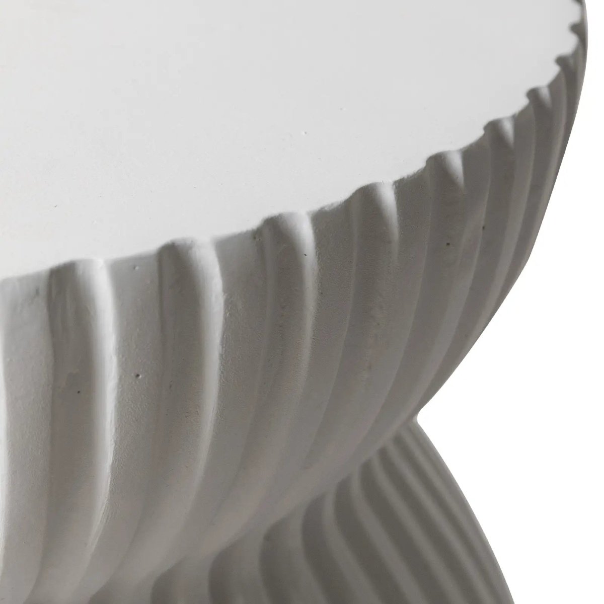 Leisuremod Side Table Mander Fiberstone Side Table with Ribbed Hourglass Design for Indoor and Outdoor